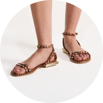 Women's shoes